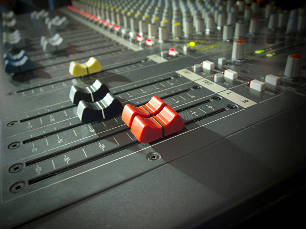 Band mixer in night club