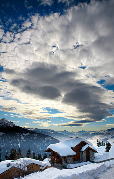 chalet - france holiday villa built structure vertical - fotografias e filmes do acervo