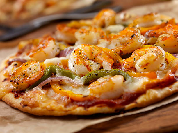 istock Grilled Shrimp and Roasted Pepper Pizza 155388738