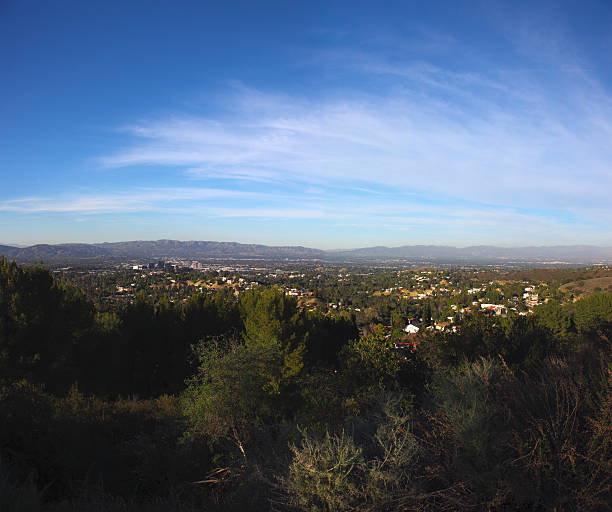 landschaft san fernando valley, los angeles, kalifornien - woodland hills stock-fotos und bilder