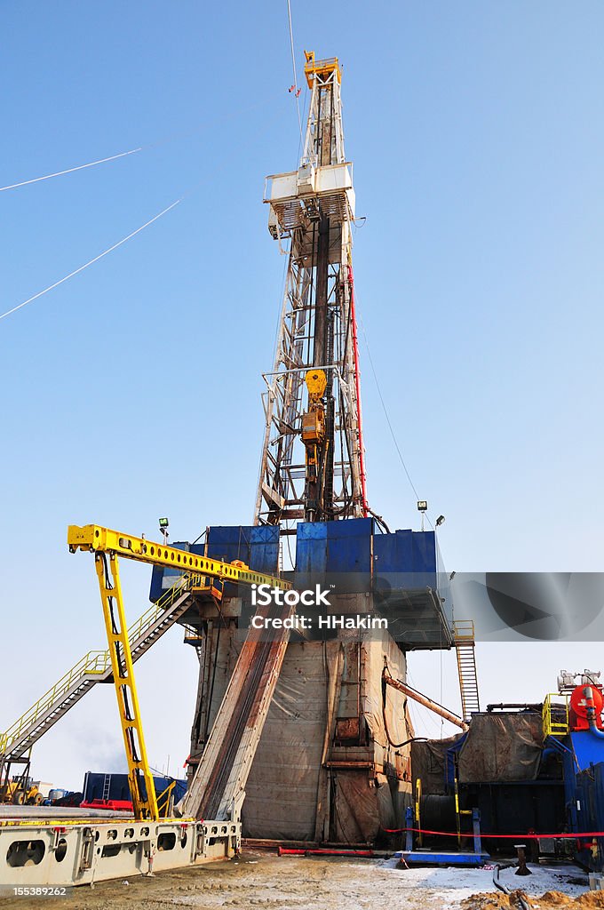 Torre perforadora - Foto de stock de Campo de petróleo libre de derechos