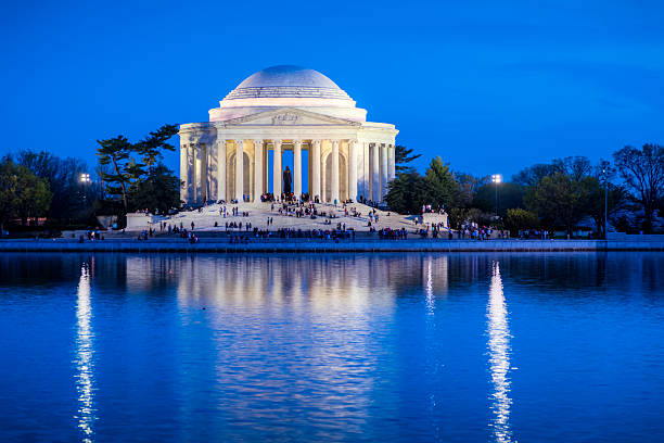 istock Jefferson Memorial with Lights in Early Evening 155391122