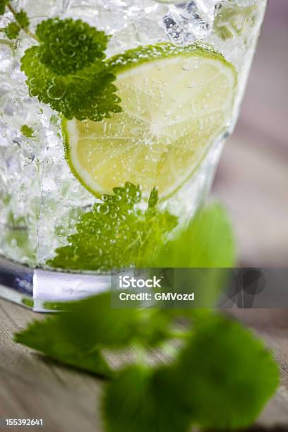 Mojito Foto de stock y más banco de imágenes de Alimento - Alimento, Bebida, Bebida alcohólica