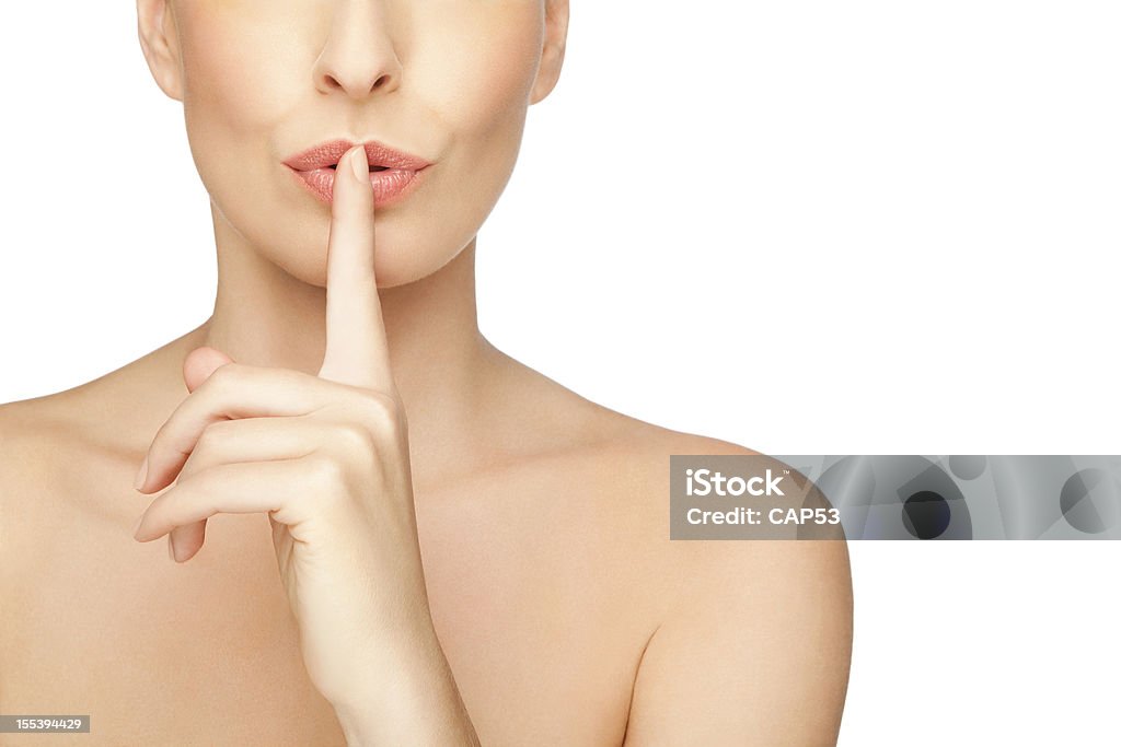 Mulher pede silêncio ou silêncio sobre fundo branco - Royalty-free Dedo nos Lábios Foto de stock