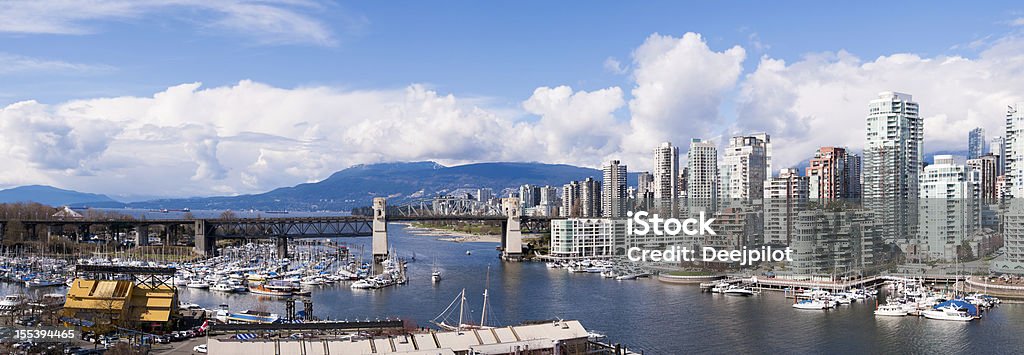 Horizonte de la ciudad de Vancouver, Canadá - Foto de stock de Agua libre de derechos