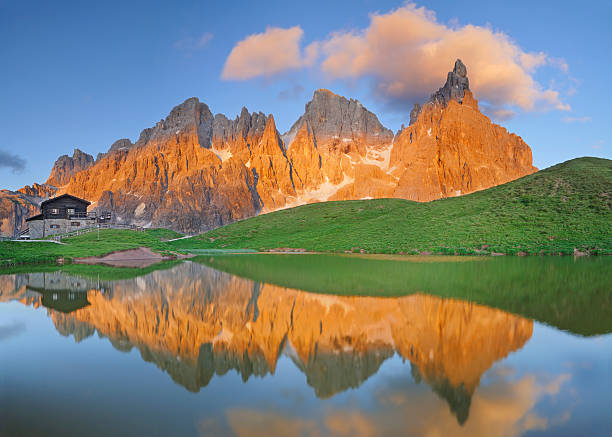 Pale Di San Martino (Dolomitas, Itália - foto de acervo