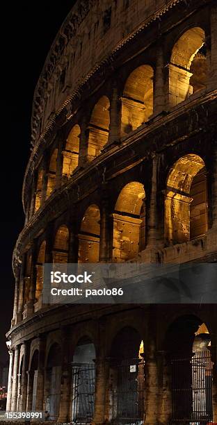 Colosseo - Fotografias de stock e mais imagens de Capitais internacionais - Capitais internacionais, Coliseu, Cultura Italiana
