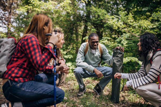 istock Friends in nature 1553995979