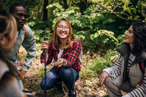 istock Friends in nature 1554003948