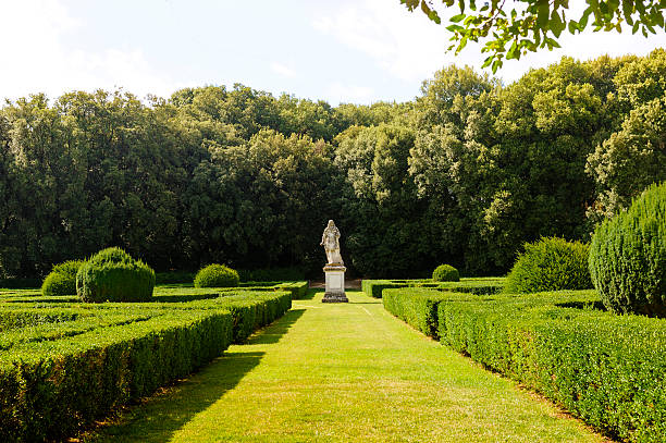 istock San Quirico d'Orcia (Tuscany), historic garden 155401653