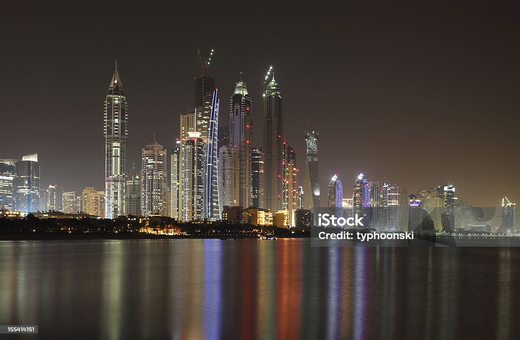 Horizonte de Marina de Dubai à noite - Royalty-free Anoitecer Foto de stock