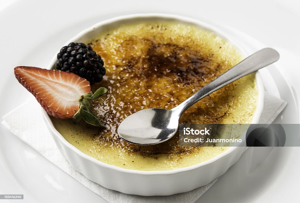 Crème Brûlée (crema catalana) - Foto stock royalty-free di Crème brûlée