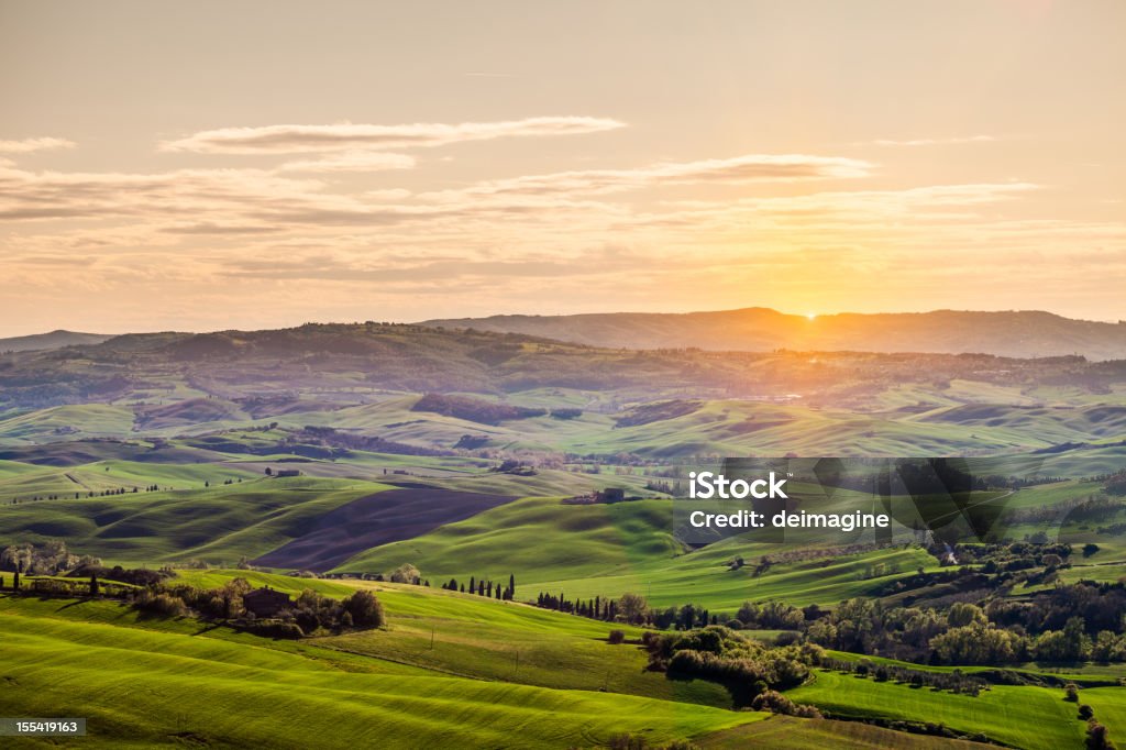 Tramonto sulle colline toscane - Foto stock royalty-free di Ambientazione esterna