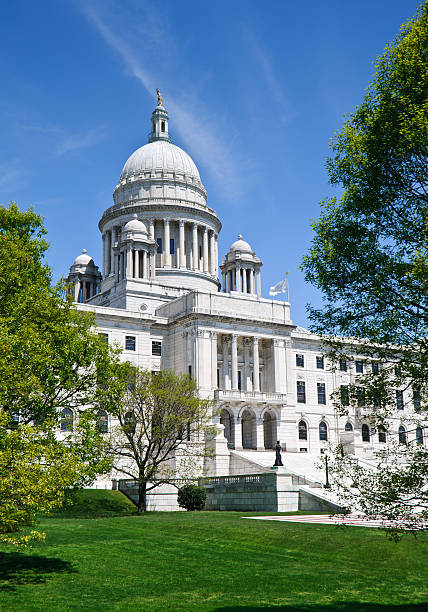 providence state capitol building - dome may new england providence foto e immagini stock