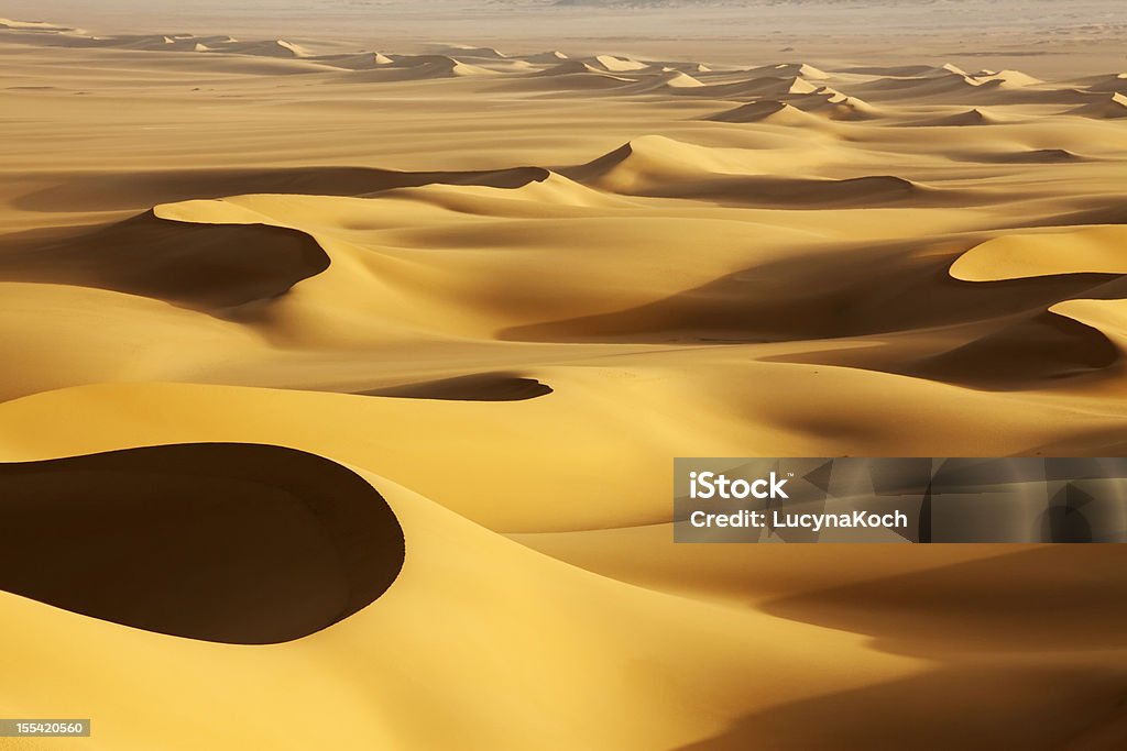 Sand dunes bei Sonnenaufgang - Lizenzfrei Afrika Stock-Foto