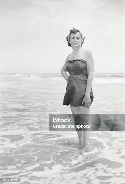 アトランティックシティの女性のビーチで 1950 - 1940～1949年のストックフォトや画像を多数ご用意 - 1940～1949年, レトロ調, 古風