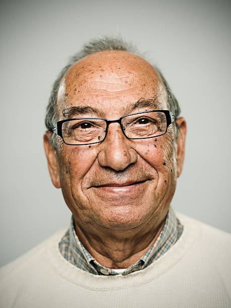 реальный человек - men senior adult human face smiling стоковые фото и изображения