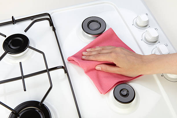 istock Cleaning set-top stove 155422397