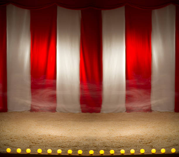empty circus circus ring awaiting the performers circus photos stock pictures, royalty-free photos & images