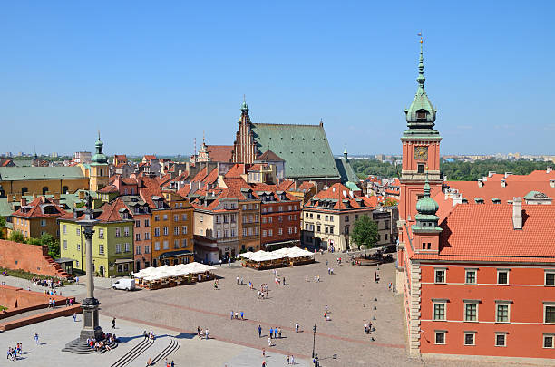 istock Castle Square in Warsaw 155429718