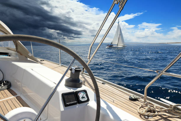 navegação à vela - helm nautical vessel sailing ship sailing - fotografias e filmes do acervo