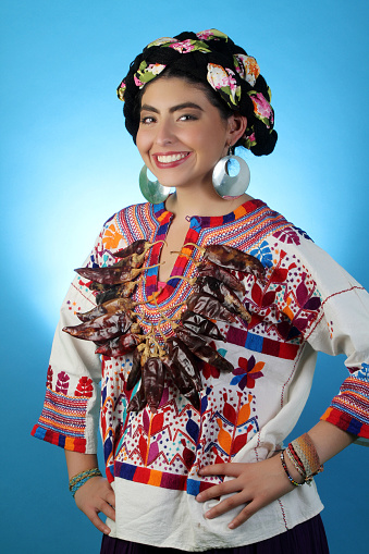 Mexican woman style Frida Kahlo.