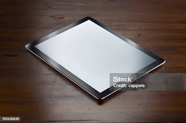 デジタルタブレットにアンティークの木製 Tablecolor 画像 - エレクトロニクス産業のストックフォトや画像を多数ご用意 - エレクトロニクス産業, カラー画像, グローバルコミュニケーション