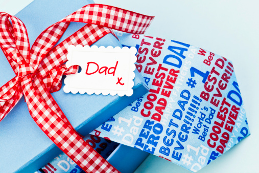 Gag gift for dad - tie with messages in blue gift box