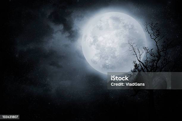 Photo libre de droit de Night Ciel banque d'images et plus d'images libres de droit de Lune - Lune, Pleine lune, Horreur