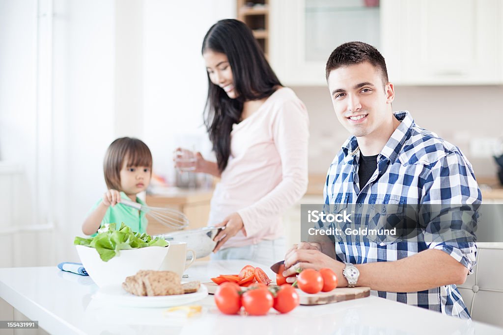Feliz família preparar refeição - Royalty-free 2-3 Anos Foto de stock