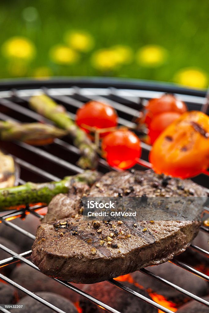 Grillades au Barbecue - Photo de Aliment libre de droits