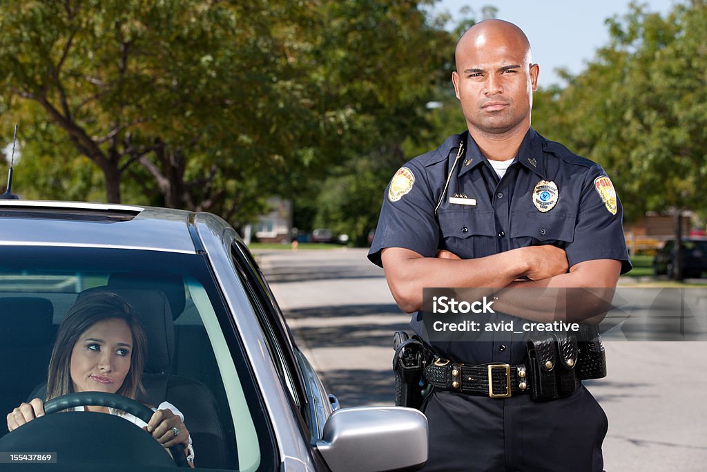 African American Polizist, der Haltestelle - Lizenzfrei Polizei Stock-Foto