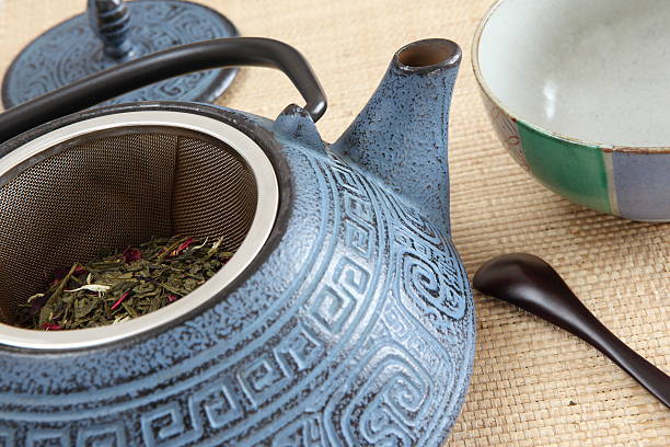분재 티포트 - tetsubin teapot 뉴스 사진 이미지