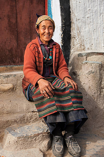 istock Tibetan woman, Mustang 155438544