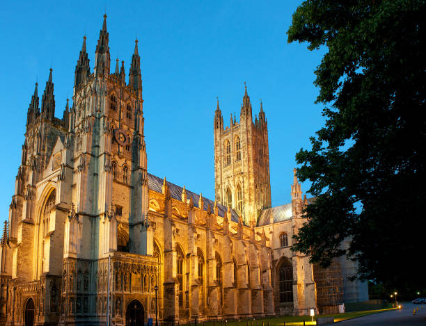 kathedrale von canterbury, großbritannien - nave stock-fotos und bilder