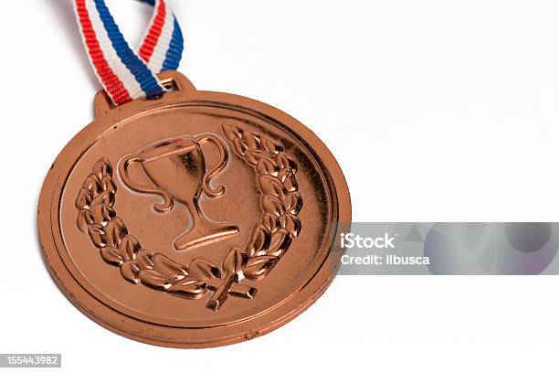 Medaglie Olimpiche Isolato Su Bianco Bronze - Fotografie stock e altre immagini di Medaglia di bronzo - Medaglia di bronzo, Evento multisportivo internazionale, Premio