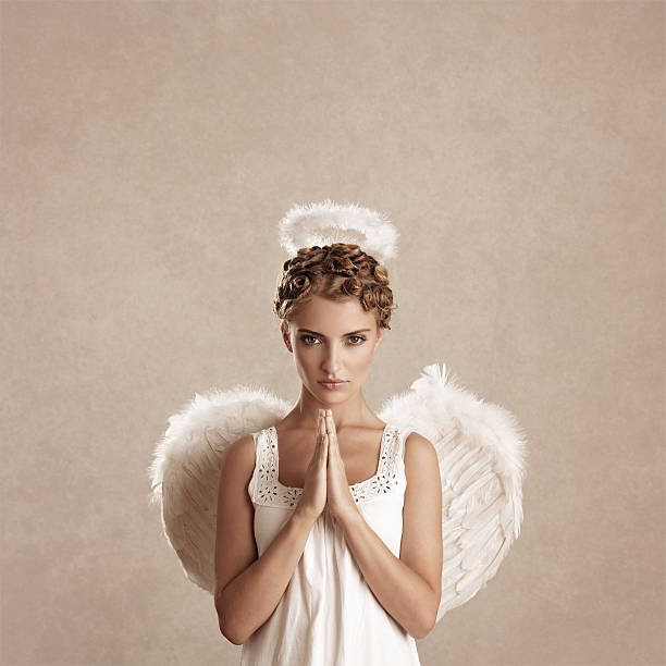 praying angel - engelenpak stockfoto's en -beelden