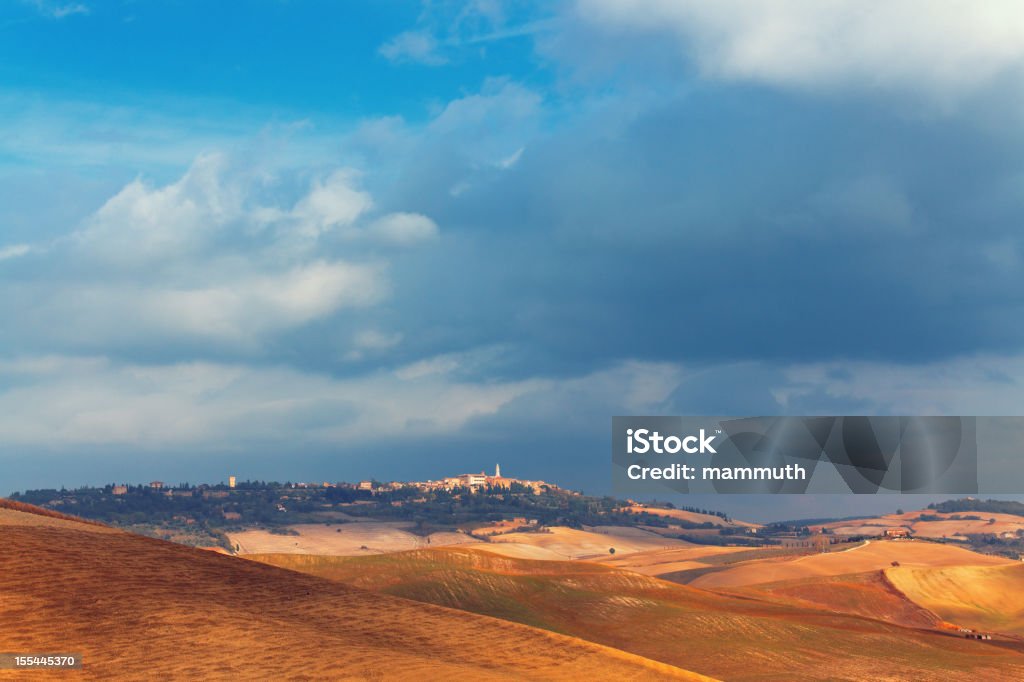 Toskanische Landschaft - Lizenzfrei Anhöhe Stock-Foto