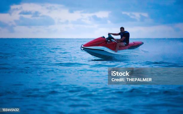 Foto de Homem Montado Em Um Jetski e mais fotos de stock de Costa Rica - Costa Rica, Jet Ski, 30 Anos