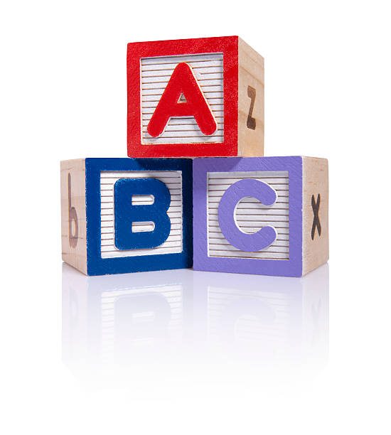 abc blocos de madeira cubo (resumo caminhos - alphabetical order block alphabet letter - fotografias e filmes do acervo
