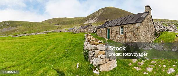 Schottland Traditionellen Stone Croft Cottages St Kilda Western Isles Stockfoto und mehr Bilder von St.-Kilda-Archipel