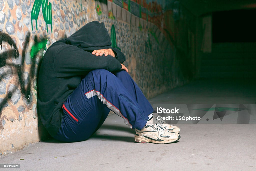 Túnel de pulsación cierre - Foto de stock de Suicidio libre de derechos