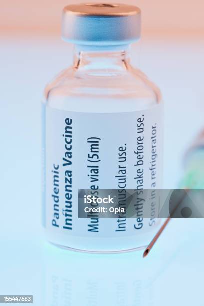 H1n1 Z Strzykawka Szczepionki - zdjęcia stockowe i więcej obrazów Choroba - Choroba, Ciecz, Dawka
