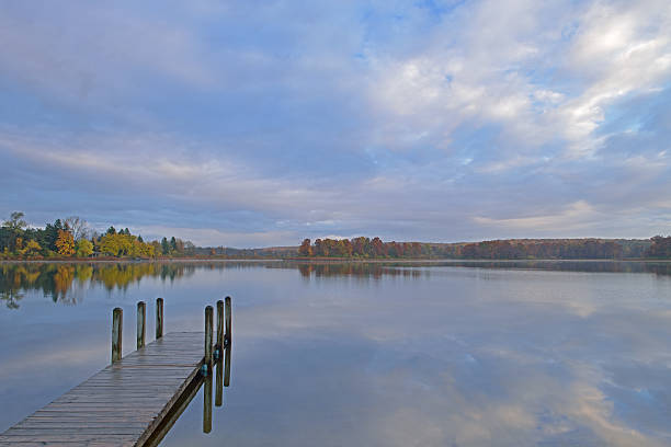istock Autumn Shoreline Whitford Lake 155451948