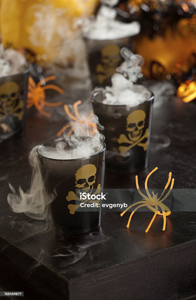 Halloween bebidas-letal foto - Foto de stock de Bebida royalty-free