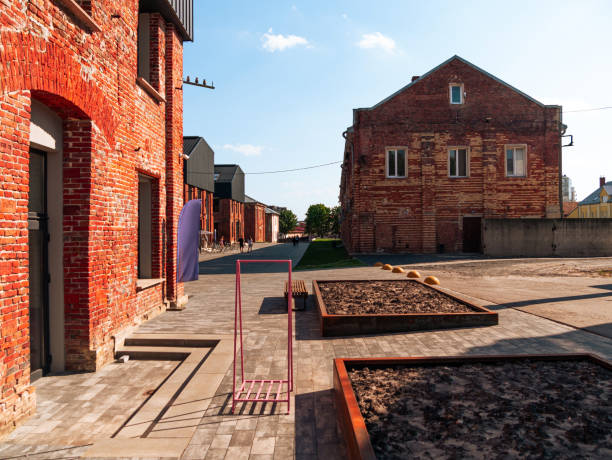 istock Modern cafe workspace exterior loft style red brick wall Old industrial buildings renovation Urban space Break-out areas 1554628239