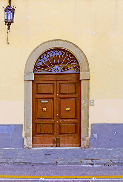 istock Italian Door 155470782
