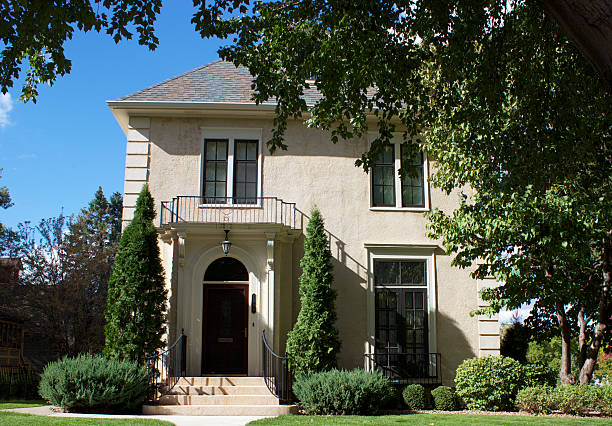 istock Entrance to a Historic Home 155481113