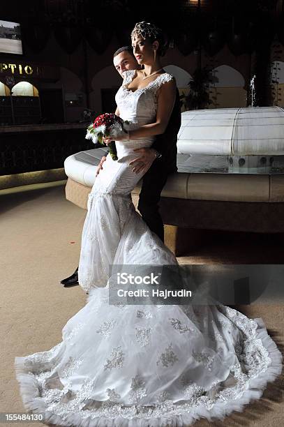 Hochzeit Stockfoto und mehr Bilder von Blumenbouqet - Blumenbouqet, Braut, Bräutigam