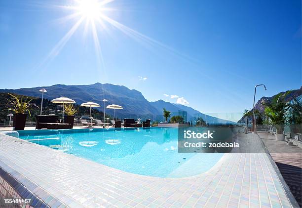 Luxuriöse Hotelswimmingpool Stockfoto und mehr Bilder von Schwimmbecken - Schwimmbecken, Schwimmen, Schwimmbeckenrand